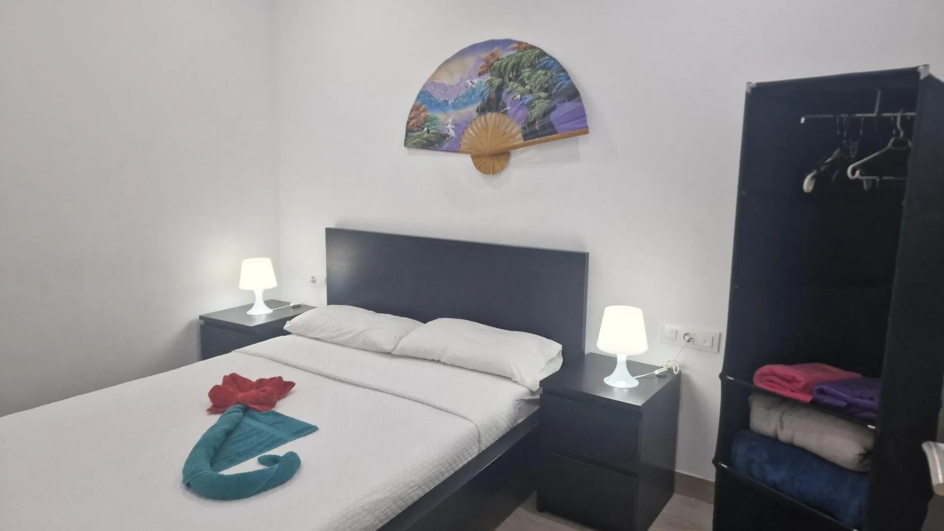 오스피탈레트 데 요브레가트 Barcelona,Apartamento Con Terraza 아파트  오스피탈레트 데 요브레가트